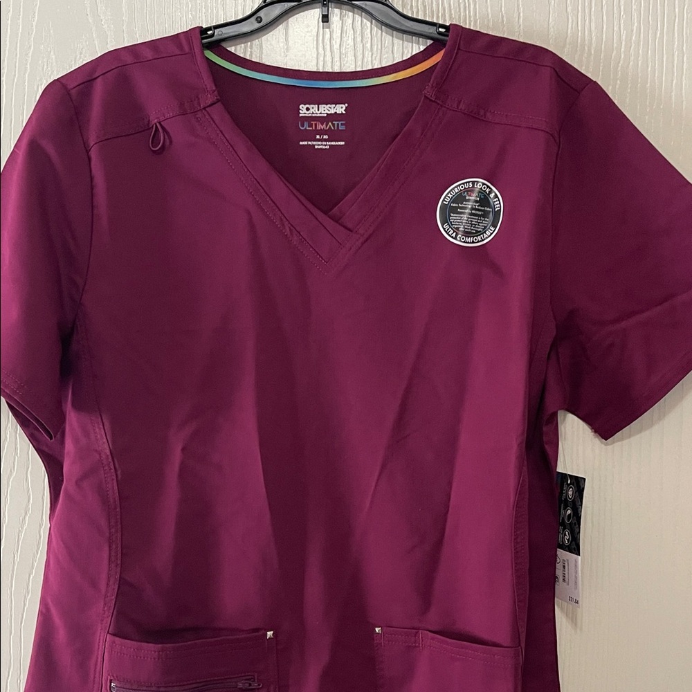 Scrub top
Color: wine